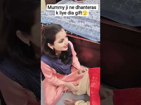Mummy ji ne bahu ko dia dhanteras gift| #nidhigauravvlogs #ytshorts #shortvideo #saasbahucomedy
