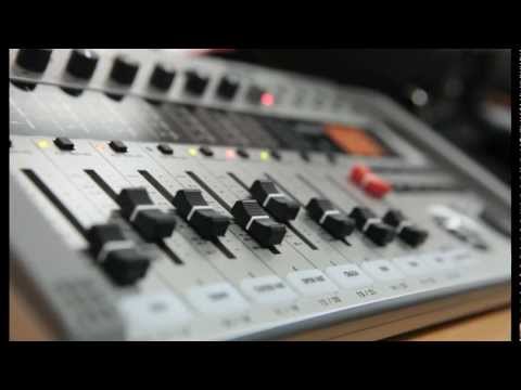 Zoom R24 - 24-track Portable SD Recorder