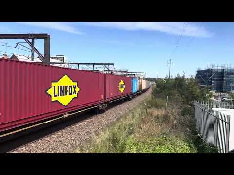 NR122/NR55/NR11 leading train 7MB4 through Campbelltown