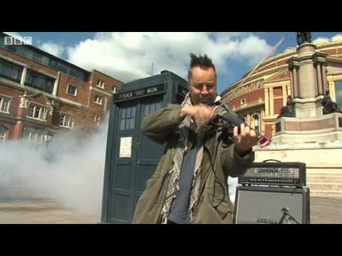 Doctor Who theme tune by Nigel Kennedy - BBC Proms 2008