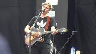 George Ezra - Over the Creek, live at Pinkpop 2015