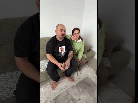 A janë burrat krejt njësoj para grave? 😂😂