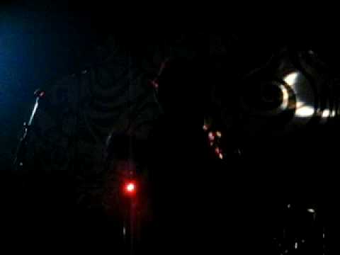 RAS JAHLI DUB NOUVEL ORDRE MONDIAL live au caes 2007