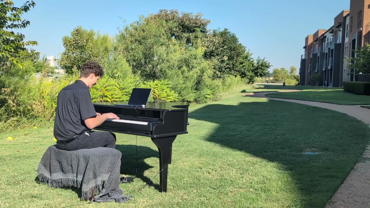 Promotional video thumbnail 11 for Ricky Carr - Pianist