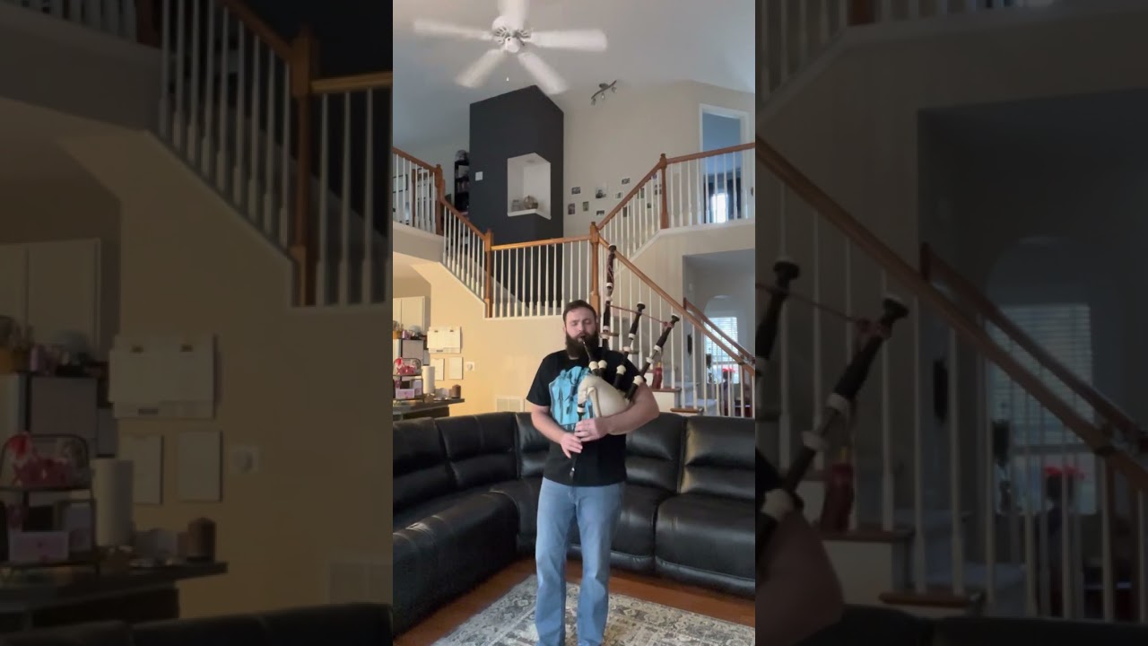 Promotional video thumbnail 2 for Great Highland Bagpiper