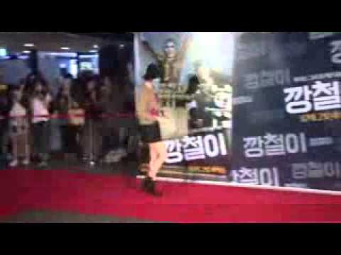 [TV Daily] 130930 Han Hyo Joo attends VIP Premiere of Tough As Iron