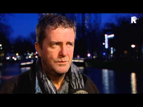 Filmmaker kijkt achter de schermen bij moordonderzoek