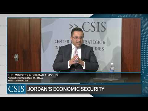 Finance Minister Mohamad Al-Ississ delivers a talk on the economic impacts of Covid-19.