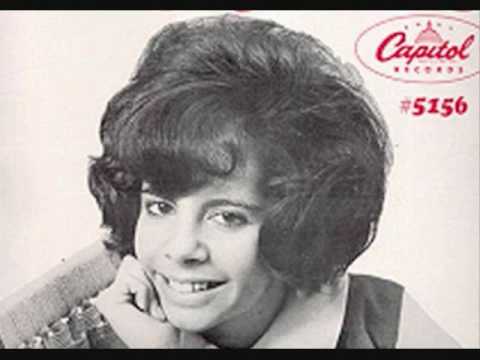 Donna Lynn - There Goes The Boy I Love With Mary (1964)