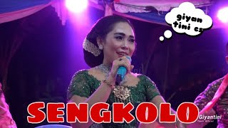 Download lagu SENGKOLO - MOMONG GIYANTINI CS, TITIK, YUSI, SANTI, RIRIN TAYUB GROBOGAN mp3 Download lagu SENGKOLO - MOMONG GIYANTINI CS, TITIK, YUSI, SANTI, RIRIN TAYUB GROBOGAN mp3