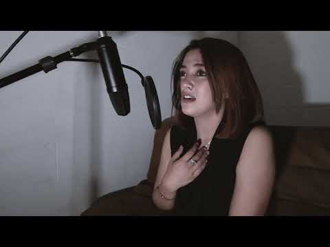 Menangis Semalam - Audy ( Cover Regina Xenia )