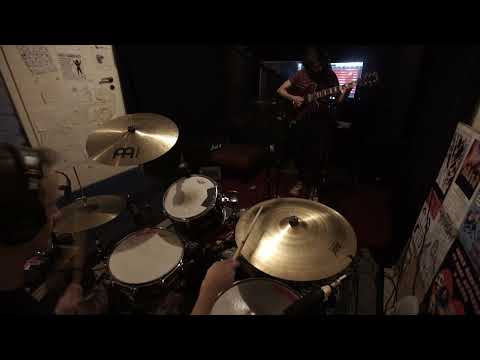 Dreymandi hundur - Yakdei wynewi - Ægir Sindri studio drum cam