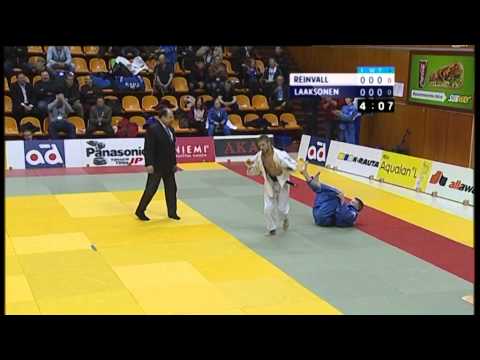 Juho Reinvall - Eetu Laaksonen 66 kg:n sarjan ottelussa judon SM-kilpailussa 2013