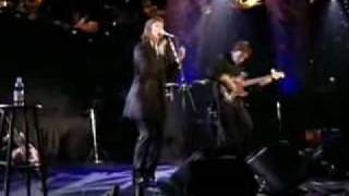 Room Off The Street (Live)- Suzanne Vega