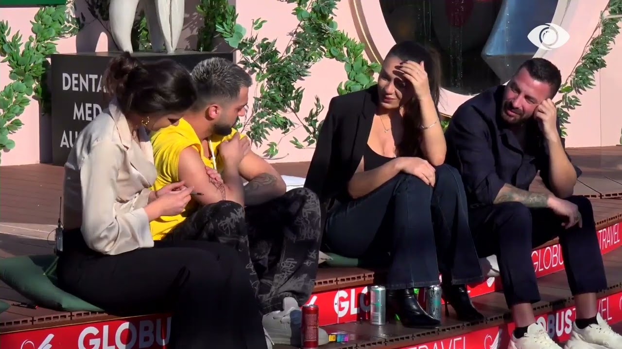 Momente argëtuese në shtëpi, Rizarta pikturon në krahun e Gjesti