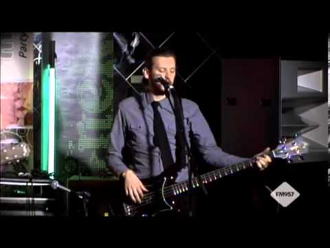 Eldhúspartý FM957 2012 - Dikta - Breaking The Waves