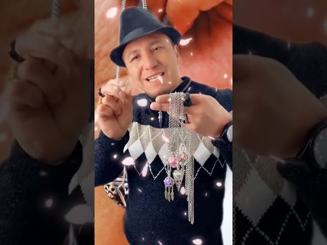 Vídeo relacionado con Logbuch-Verlag Juego de 3 ángeles guardianes Ella arrodillados de 5 cm, figuras de angelito de poliresina en azul, verde y rosa, amuleto de la suerte, ángel decorativo para muchas ocasiones
