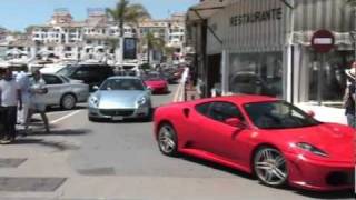 preview picture of video 'Puerto Banus  Defile de Ferraris 2011.mpg'