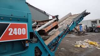 Autre mat&eacute;riel TP Powerscreen Powershredder 2400 shredder waste wood magnet belt | Image 4 - Machineryline