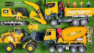 Download lagu Assemble Construction Toy Equipment | Concrete Mixer Truck, Sand Truck, Backhoe, Excavator mp3