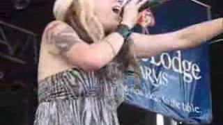 Suzie McNeil - Hung Up / Live at Beachfest 2007