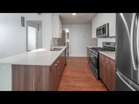 A River North 2-bedroom, 2-bath #902 at The Hensley, a boutique mid-rise A River North 2-bedroom, 2-bath #902 at The Hensley, a boutique mid-rise
