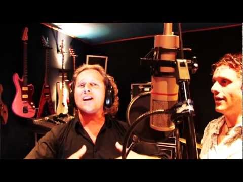 Poach: Meziek brach os biejein