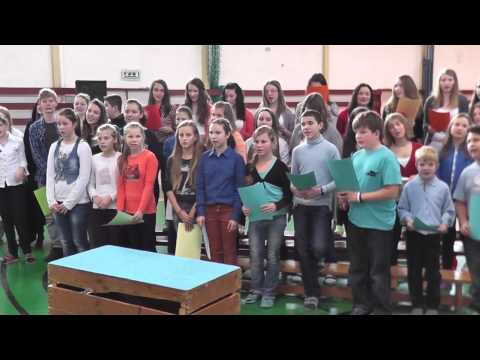 Spevácky zbor ZŠ Nitrianske Rudno - Vianoce 2013 - Slávností bolo...