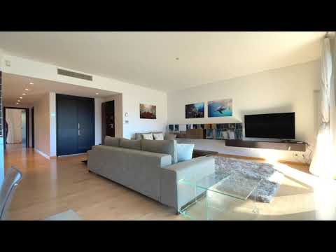 Moderne & von viel Grün umgebene Penthouse-Wohnung in Lugano, Tessin, Schweiz zu verkaufen