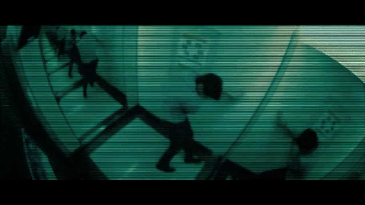 DISTORTION TRAILER WITH ENGLISH SUBTITLE