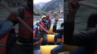preview picture of video 'Naran Tour Rafting With Brothers'
