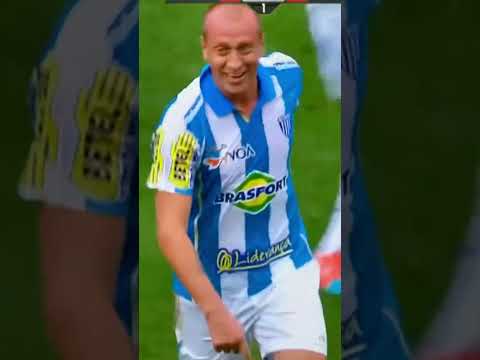 GOLAÇO DE FALTA NO SÃO PAULO! #music #avai #futebol #gols #saopaulo #football #gol #golaco #m10