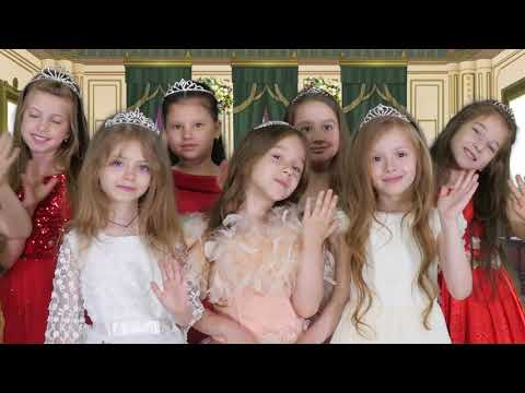 CARTEA MAGICA - Palatul fermecat si cele 12 printese