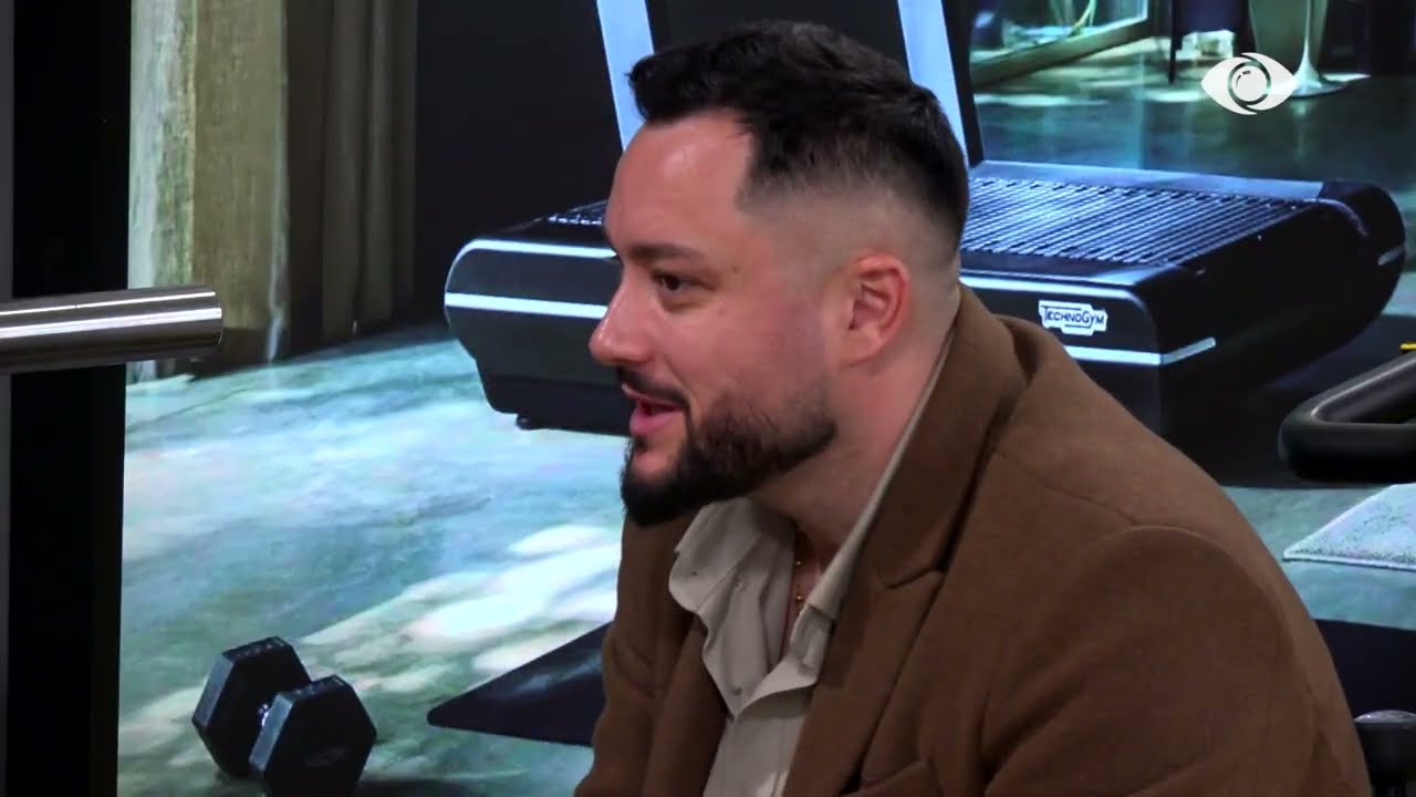 “Do mbështes lojën e Erjolës për momentin”/ Silvi diskuton me Julian dhe Sara Karaj