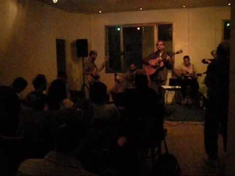 Benyamin Steinberg Performs Shlomo Carlebach's Lishmoa EL'Harina Slichot 2009