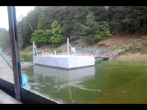 Hydrobus Zvíkov odjezd z Červené nad Vltavou, Kostel