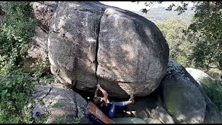 Video thumbnail of Guarrillas crack, 7b+. La Jonquera