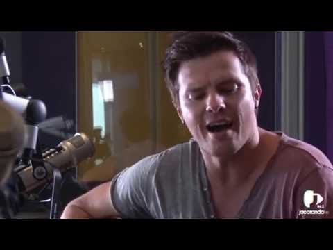 Elvis Blue - Rede Om Te Glo Unplugged live on Martin Bester Drive