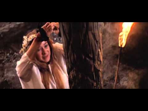 Dragonslayer (1981) - A virgin sacrificed to the dragon
