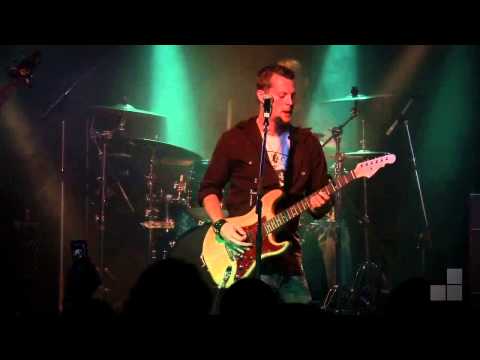 The New York Rock - "Crawl" (Official Music Video - 2011)