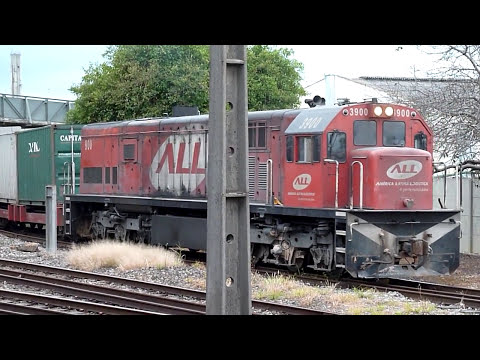 Manobra de trem da ALL (Estação Domingos de Moraes - Lapa - SP)