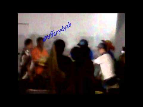 [LQ FANCAM] 130419 Yoon Shi Yoon, Yoon Jong Shin, & Kim Bum Soo roasted corn (Barefoot Friends)