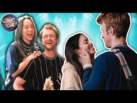 download lagu mp3 mp4 Billie Eilish Looks Like Scarlett Johansson, download lagu Billie Eilish Looks Like Scarlett Johansson gratis, unduh video klip Billie Eilish Looks Like Scarlett Johansson