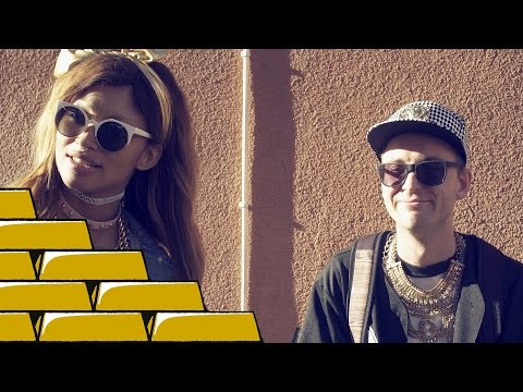 Världens största french hotdog ft. Frej Larsson & Joy