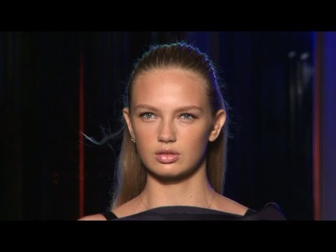 ROMEE STRIJD | Videofashion's 100 Top Models