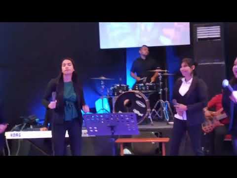 MARI KATONG PUJI YESUS ..by.ps Hendra joostensz