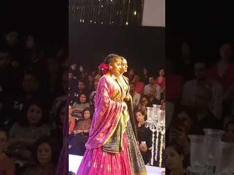 Navpreet kaur traditional walk video for Umang Hutheesing at Delhi times Fashion week 2019