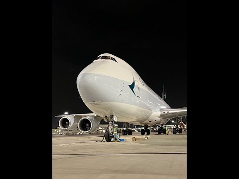 The Flight team of Cathay pacific CX087 from Anchorage to Hong Kong