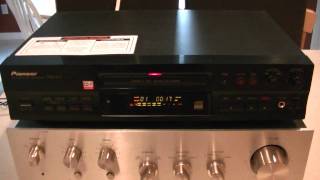Video thumbnail for CD-R Recording on Pioneer PDR-509 by Yellow CAB Traders
