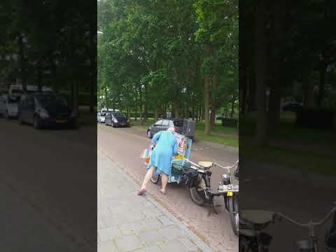 De Zingende Badmutsen - Verrassingsbezoek